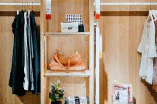A Complete Guide to Building a Timeless Wardrobe for Women